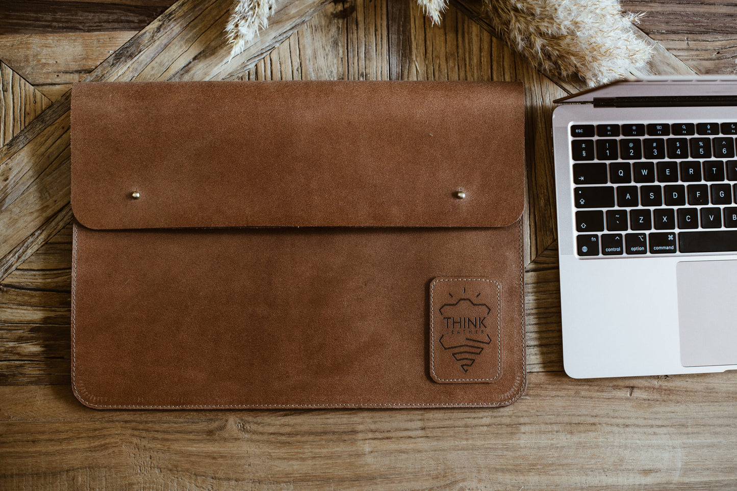 COVER MACBOOK 16" with flap Light brown-2